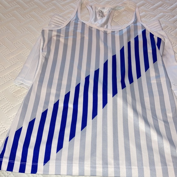 🙂Two piece workout set - Picture 2 of 6